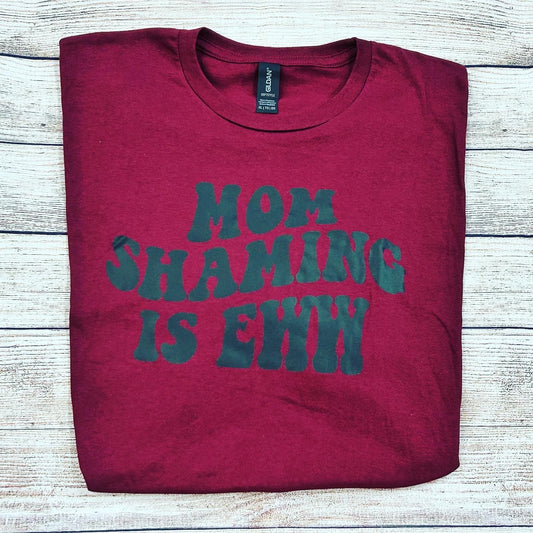 Mom shamming is ew